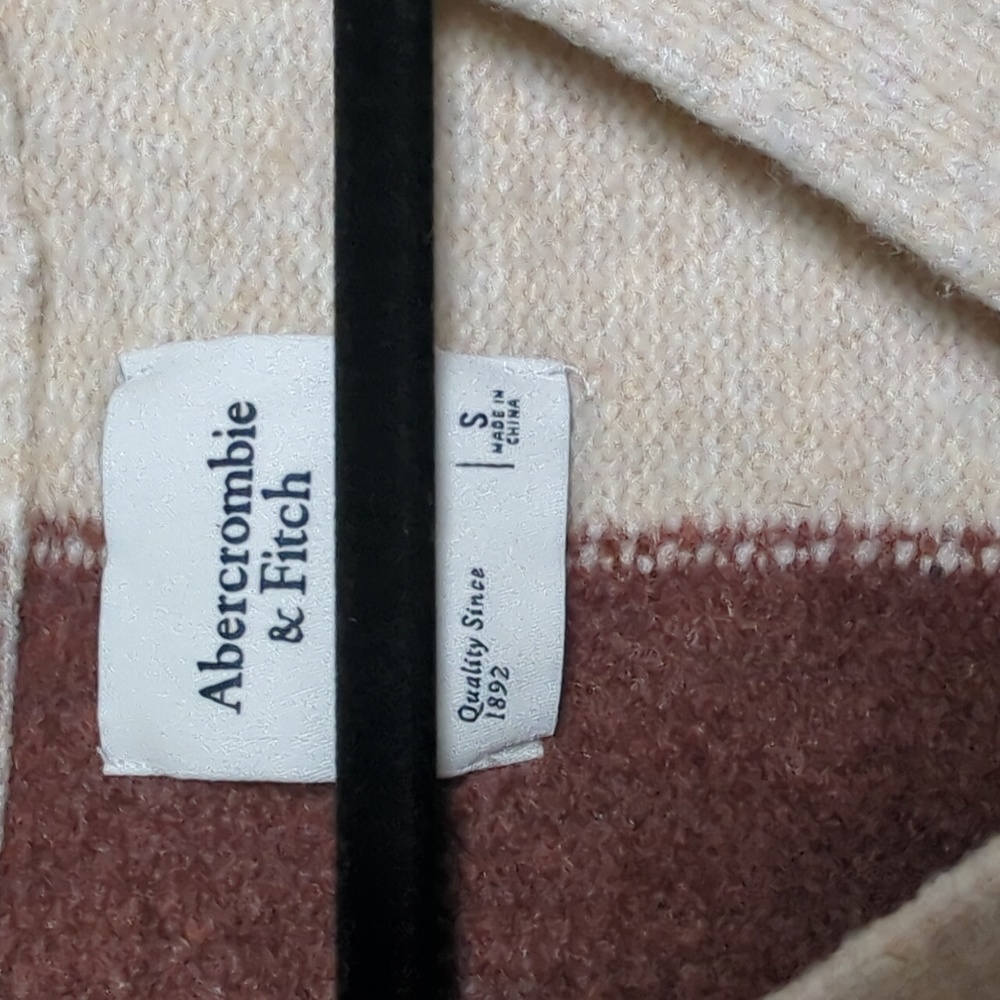 NWT A&F - Spliced Short Cardigan - Picture 3 of 8